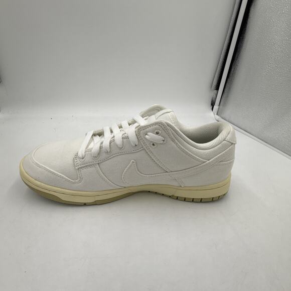 Size 9.5 - Nike Dunk SE Low The Future is Equal W - Picture 1 of 8